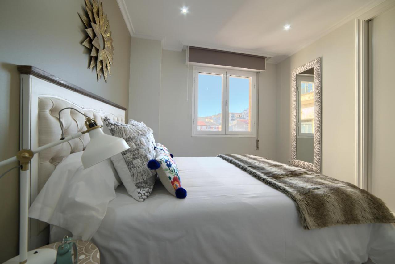Apartamentos4U Tudela Centro - Parking Incluido Buitenkant foto